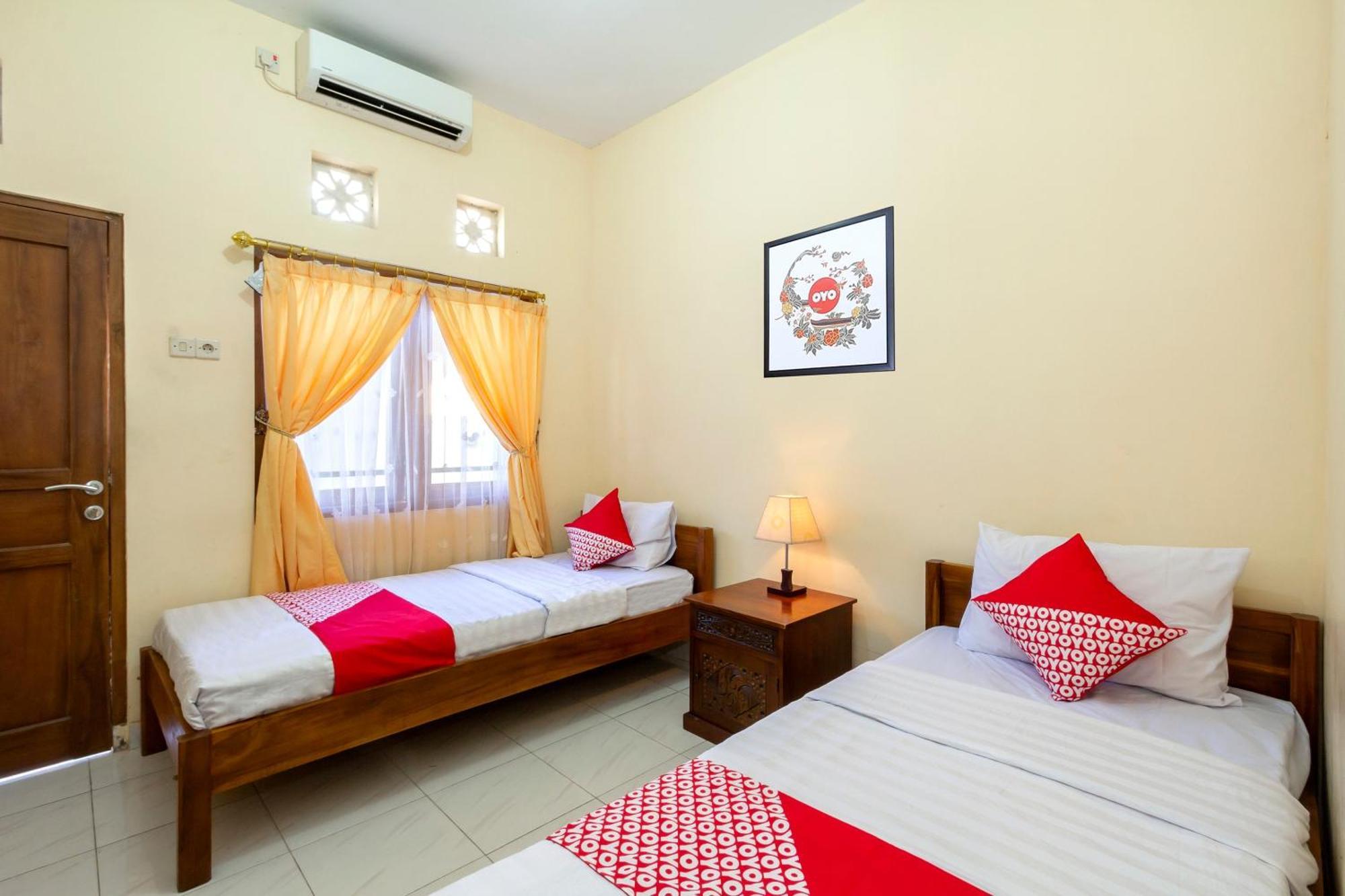 Super Oyo 1150 Omah Ladrang Hotel Kejayan Exterior foto